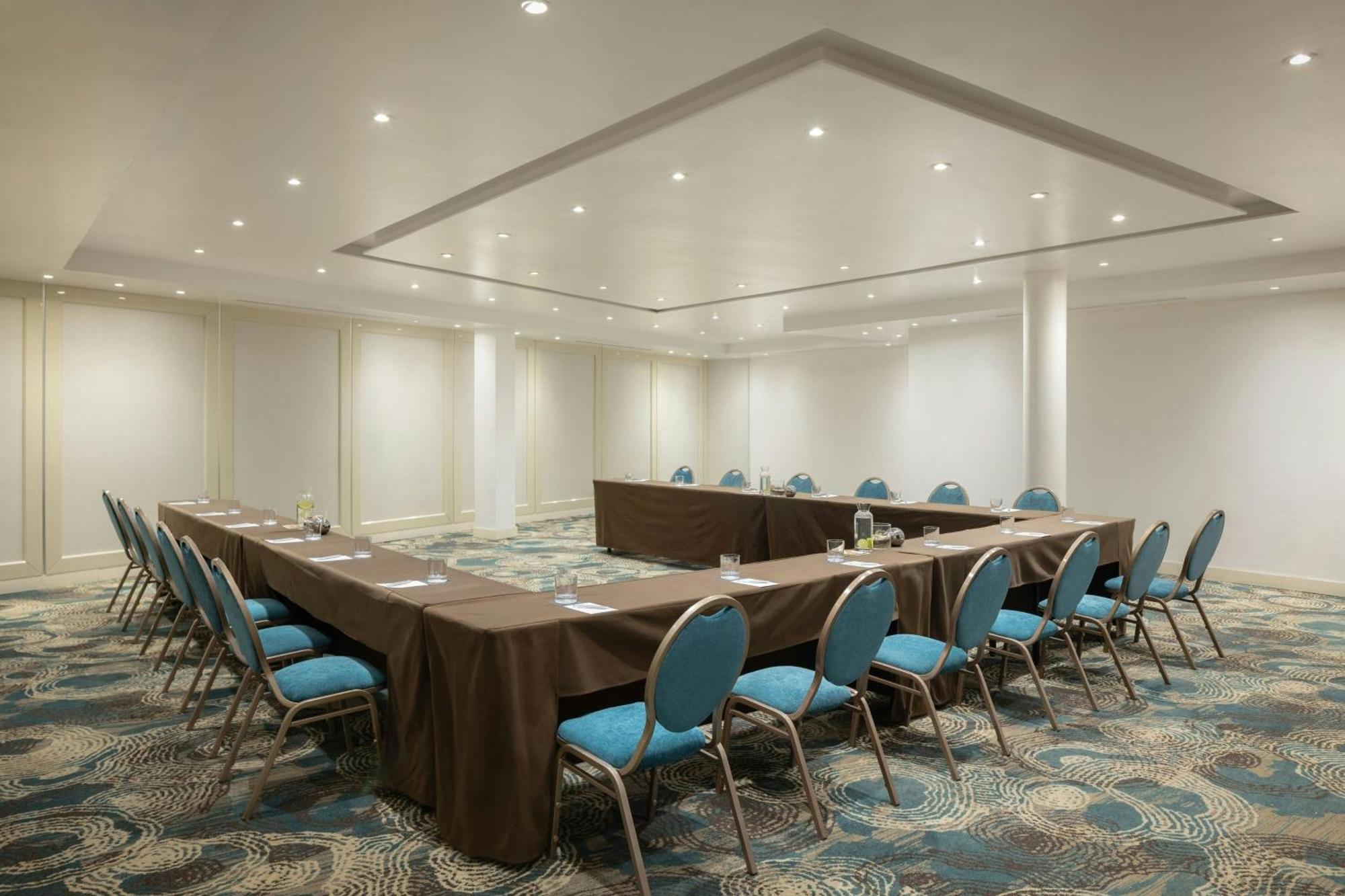 Renaissance Panama City Hotel Экстерьер фото